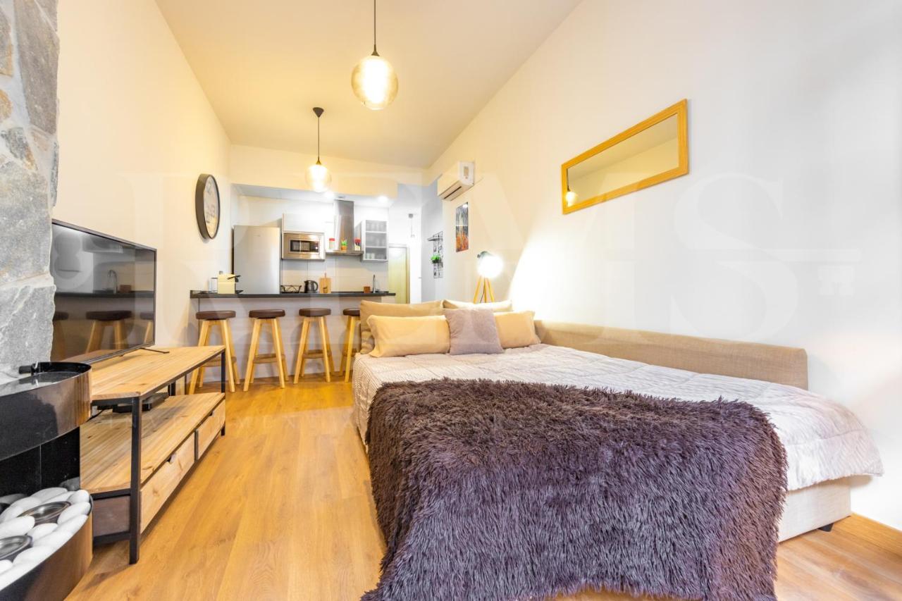 Cozy Flat With Common Pool & Parking - Center By Rems Apartment Малага Екстериор снимка